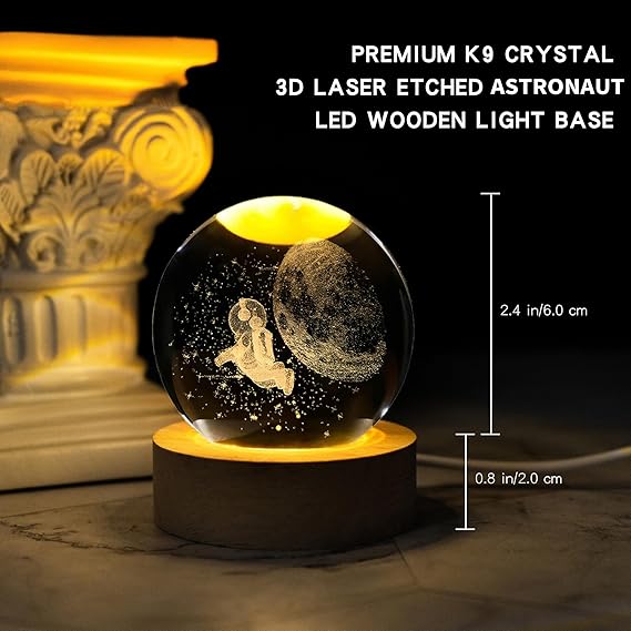 Astronaut Galaxy Lamp – Explore the Stars from Your Room 🌙